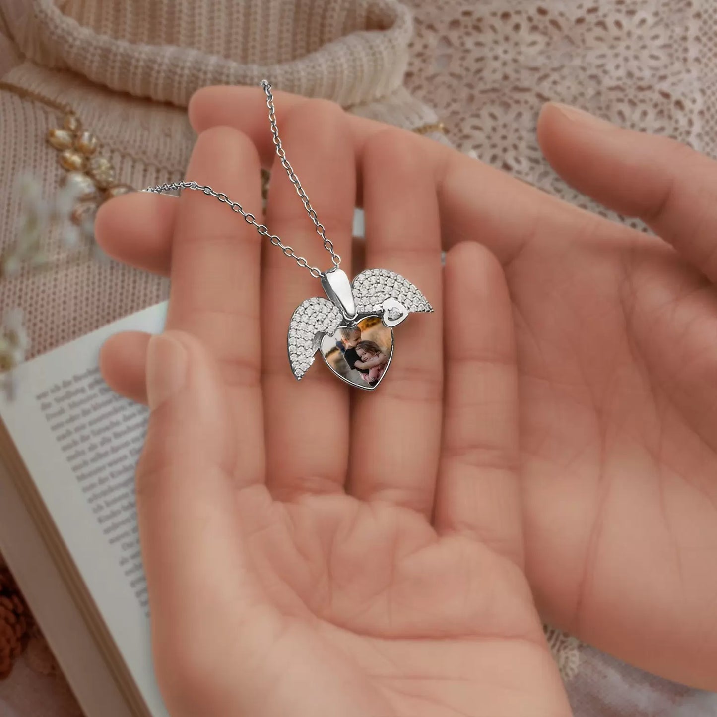 Cuore Incantato – Collana con ali a forma di Cuore