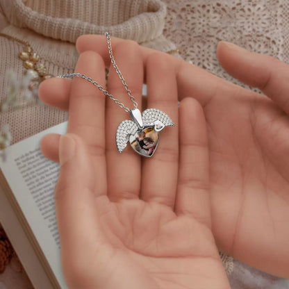 Cuore Incantato – Collana con ali a forma di Cuore