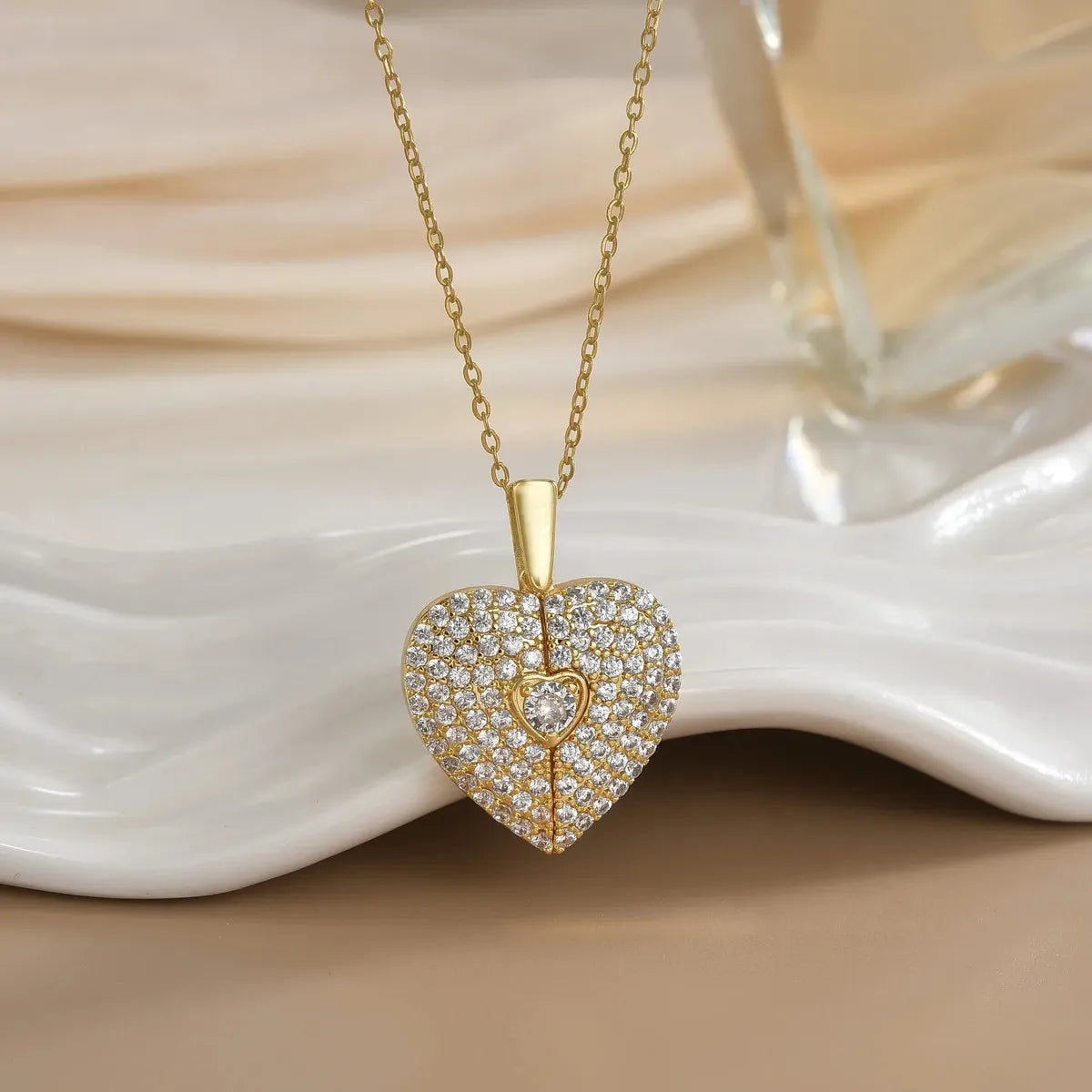 Cuore Incantato – Collana con ali a forma di Cuore